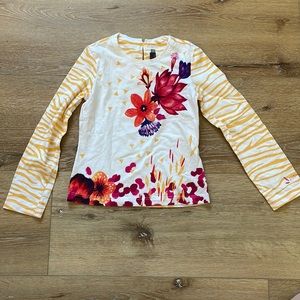 catimini long sleeves top size 6 in good conditions (designed in France)